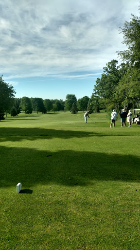 Golf Course «Oakland Hills Golf Course», reviews and photos, 11619 H Dr N, Battle Creek, MI 49014, USA