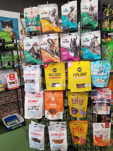Pet Supply Store «Animal Krackers Inc», reviews and photos, 232 Main St, Gloucester, MA 01930, USA