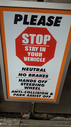 Car Wash «Washman Car wash», reviews and photos, 510 SE Grand Ave, Portland, OR 97214, USA