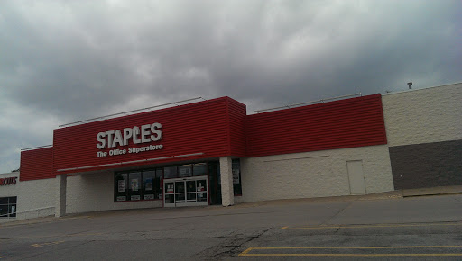 Office Supply Store «Staples», reviews and photos, 2431 Wiley Blvd SW, Cedar Rapids, IA 52404, USA
