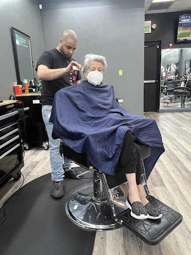 Barber Shop «NY Barbershop II», reviews and photos, 3662 Avalon Park E Blvd, Orlando, FL 32828, USA
