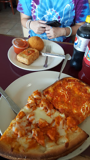 Shopping Mall «Sunrise Plaza Shopping Center», reviews and photos, 656 Wellwood Ave, Lindenhurst, NY 11757, USA