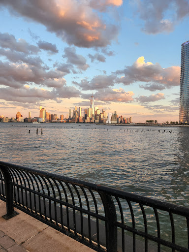 Shopping Mall «Newport Centre», reviews and photos, 30 Mall Dr W, Jersey City, NJ 07310, USA