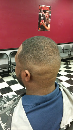 Barber Shop «platinum stylez barbershop», reviews and photos, 321 E 200th St, Euclid, OH 44119, USA