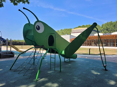 Aire de Jeux La Sauterelle à Gelos