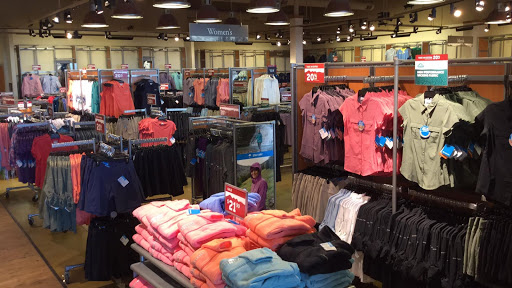 Sportswear Store «Columbia Sportswear Outlet Store at Outlets at Anthem», reviews and photos, 4250 W Anthem Way, Phoenix, AZ 85086, USA