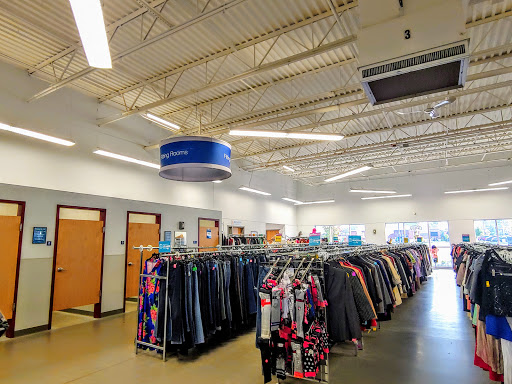 Thrift Store «Goodwill Industries of Greater Cleveland & East Central Ohio», reviews and photos, 16160 Pearl Rd, Strongsville, OH 44136, USA
