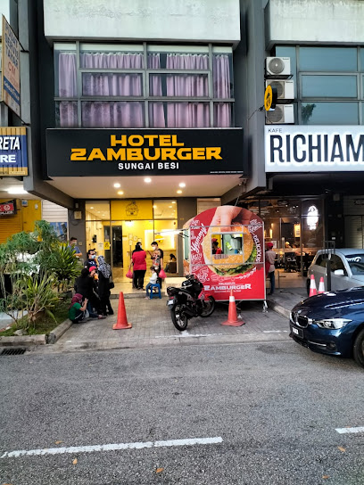 Caravan Zamburger Sungai Besi