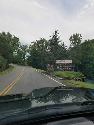 Canoe & Kayak Store «Caney Fork Outdoors - River Store», reviews and photos, 1193 Wolf Creek Rd, Silver Point, TN 38582, USA