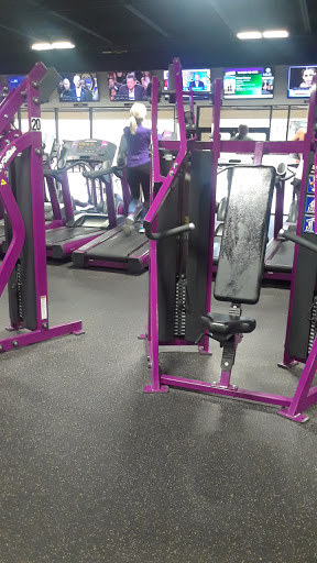 Gym «Planet Fitness Jacksonville (Promenade Shopping Center), FL», reviews and photos, 8595 Beach Blvd, Jacksonville, FL 32216, USA