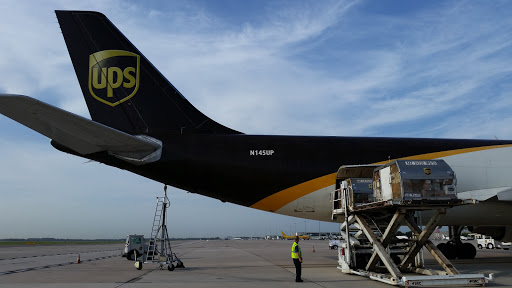 Courier Service «Ups Air Gateway Orlando», reviews and photos, 8975 Tradeport Dr, Orlando, FL 32827, USA