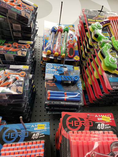 Variety Store «Five Below», reviews and photos, 31065 Orchard Lake Rd, Farmington Hills, MI 48334, USA