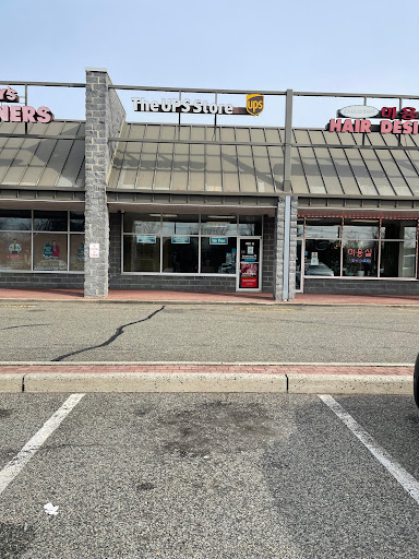 The UPS Store, 518 Old Post Rd #7, Edison, NJ 08817, USA, 