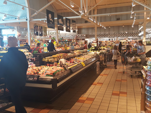 Grocery Store «Schnucks», reviews and photos, 6600 Clayton Rd, Richmond Heights, MO 63117, USA