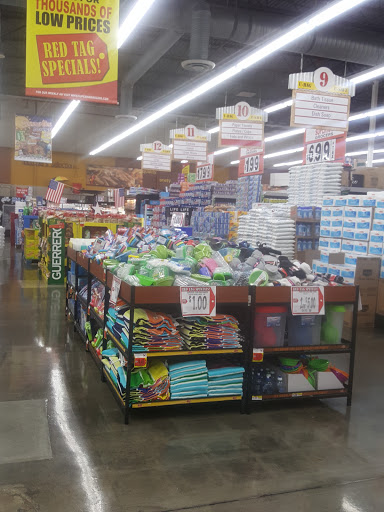 Grocery Store «Superior Grocers», reviews and photos, 1375 N Citrus Ave, Covina, CA 91722, USA