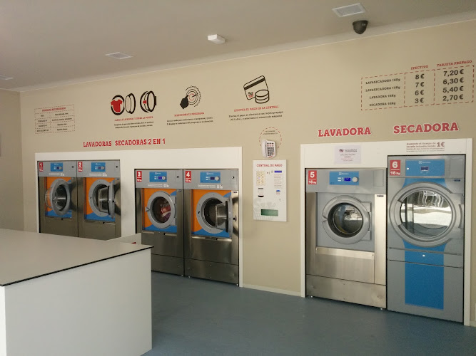 LAVANDERIA AUTOSERVICIO SV en Arteixo