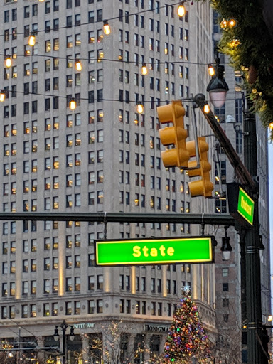 Clothing Store «Under Armour Brand House», reviews and photos, 1201 Woodward Ave, Detroit, MI 48226, USA