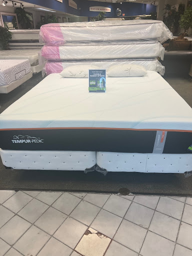 Mattress Store «Mattress & Furniture Liquidators», reviews and photos, 5145 N University Dr, Lauderhill, FL 33351, USA