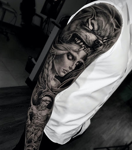 Tattoo Shop «Miami Tattoo Co.», reviews and photos, 1218 Washington Ave, Miami Beach, FL 33139, USA