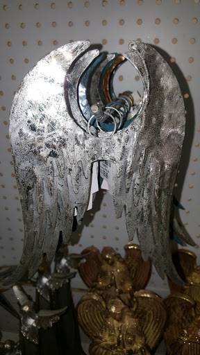 Home Goods Store «Tuesday Morning», reviews and photos, 23501 Ridge Rte Dr, Laguna Hills, CA 92653, USA