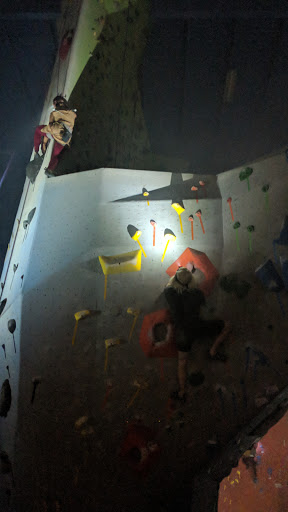 Rock Climbing «Planet Rock Climbing Gym», reviews and photos, 1103 W 13 Mile Rd, Madison Heights, MI 48071, USA