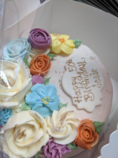 Wedding Bakery «LaLa Custom Cake», reviews and photos, 15301 Madison Ave, Lakewood, OH 44107, USA