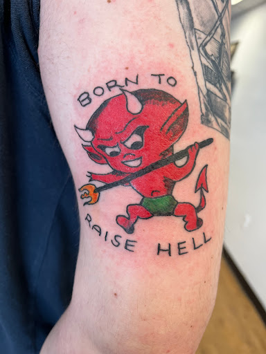 Explore mother of 5 tattoo ideas, creative tattoo ideas in Seymour, available at American Gypsy Tattoo Corp.