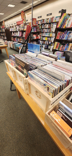 Barnes & Noble image