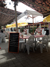Atmosphère du Restaurant français Chez Gégène à Joinville-le-Pont - n°20