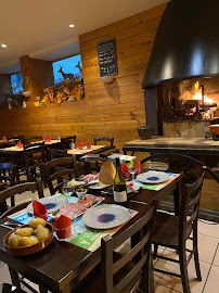 Atmosphère du Restaurant français La Forge à Argelès-Gazost - n°2