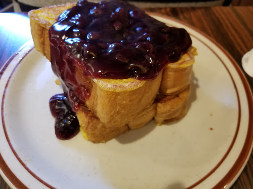 Cafe «Hungry Bear Restaurant - Café and Catering», reviews and photos, 120 W Green Bay St, Bonduel, WI 54107, USA