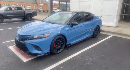 Car Dealer «Serra Toyota of Decatur», reviews and photos, 309 Beltline Pl SW, Decatur, AL 35603, USA