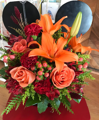 Florist «B&B Flowers and Balloons», reviews and photos, 623 S Pacific Ave, San Pedro, CA 90731, USA