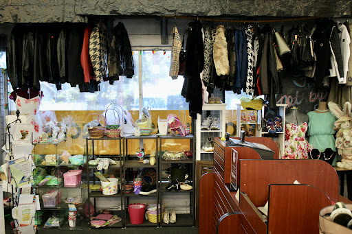 Thrift Store «The Main Place Thrift Store», reviews and photos, 1631 El Camino Real, Tustin, CA 92780, USA