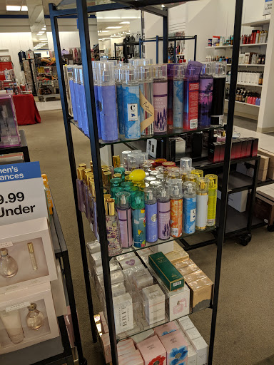 Shopping Mall «Visalia Mall», reviews and photos, 2031 S Mooney Blvd, Visalia, CA 93277, USA