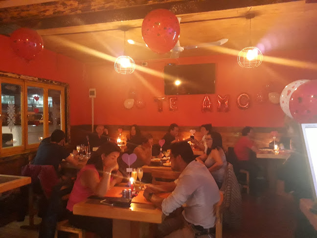 Opiniones de El Rustico Cafe Restobar Sushi en Puerto Montt - Restaurante