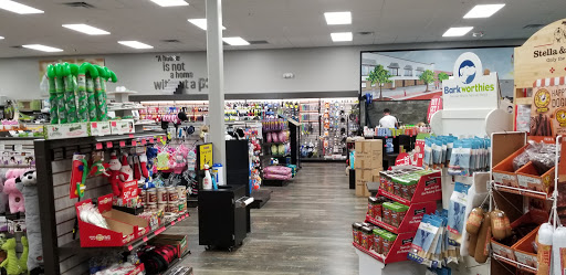 Pet Store «Pet Supermarket», reviews and photos, 2542-2598 S Washington Ave, Titusville, FL 32780, USA