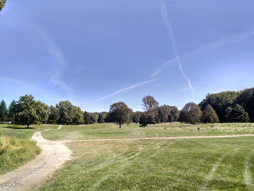 Golf Course «Astorhurst Golf Course», reviews and photos, 7000 Dunham Rd, Walton Hills, OH 44146, USA