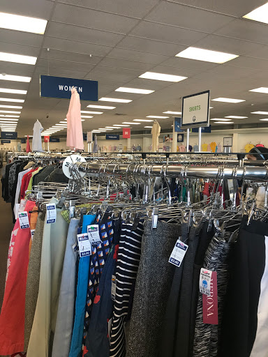 Thrift Store «Deseret Industries Thrift Store», reviews and photos, 2720 E 11th St, Los Angeles, CA 90023, USA