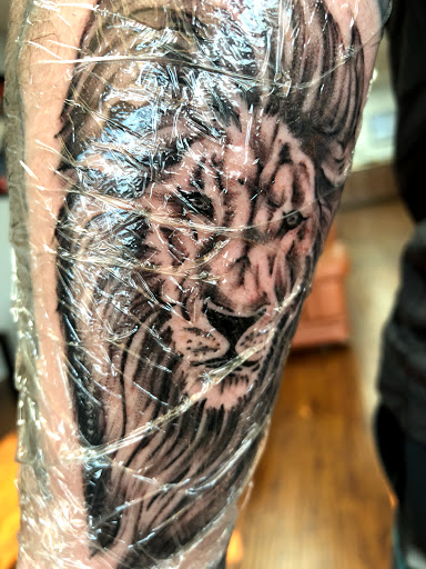 Tattoo and Piercing Shop «Cherry Hill Tattoo Co. Of Bonita Springs», reviews and photos, 3465 Bonita Beach Rd SW Suite #4, Bonita Springs, FL 34134, USA