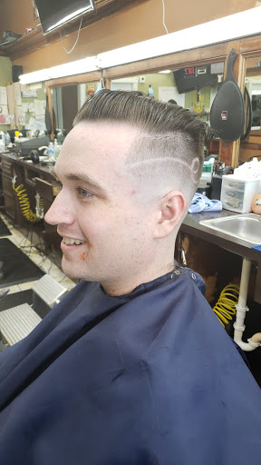 Barber Shop «Benitez Barber Shop», reviews and photos, 107 E Little York Rd, Houston, TX 77076, USA