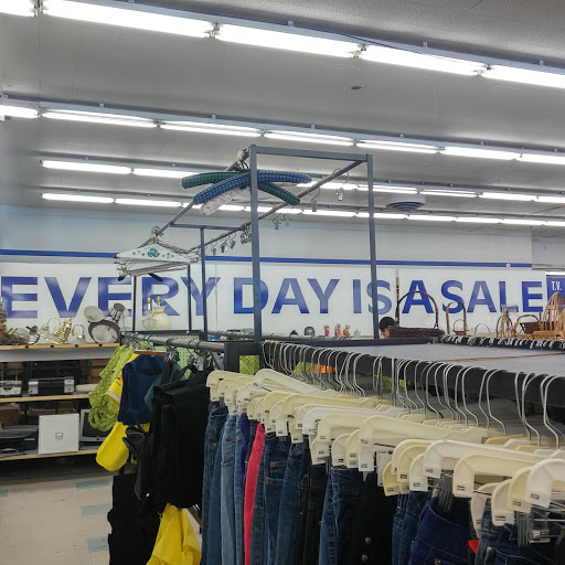 Thrift Store «Sav-Mor Discount», reviews and photos, 1725 W Orangethorpe Ave, Fullerton, CA 92833, USA