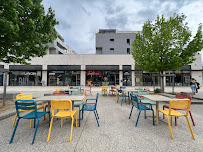 Atmosphère du Café Columbus Café & Co Bourgoin à Bourgoin-Jallieu - n°2
