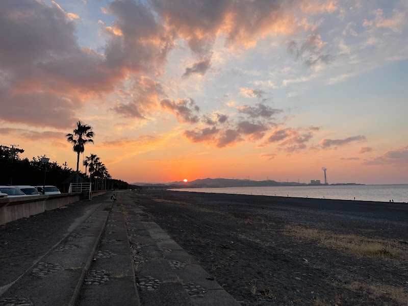 煙樹ヶ浜駐車場（東）