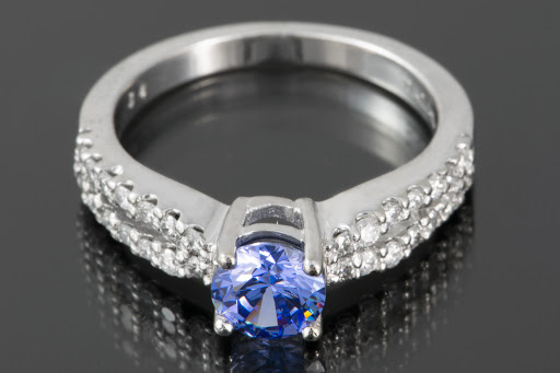 Jewelry Store «Silver City Stamp & Coin Co», reviews and photos, 3205 E Silver Springs Blvd, Ocala, FL 34470, USA