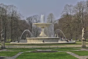 Fountain in the Saxon Garden image