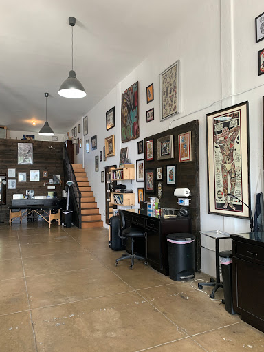 Tattoo Shop «Black Diamond Tattoo», reviews and photos, 412 Lincoln Blvd, Venice, CA 90291, USA