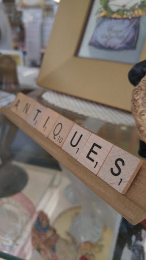 Antique Store «7th Avenue Antique Mall», reviews and photos, 2563 7th Ave E, North St Paul, MN 55109, USA