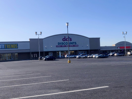 Shopping Mall «Penrose Plaza Shopping Center», reviews and photos, 2900 Island Ave, Philadelphia, PA 19153, USA