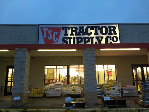 Home Improvement Store «Tractor Supply Co.», reviews and photos, 11250 Preston Hwy, Louisville, KY 40229, USA